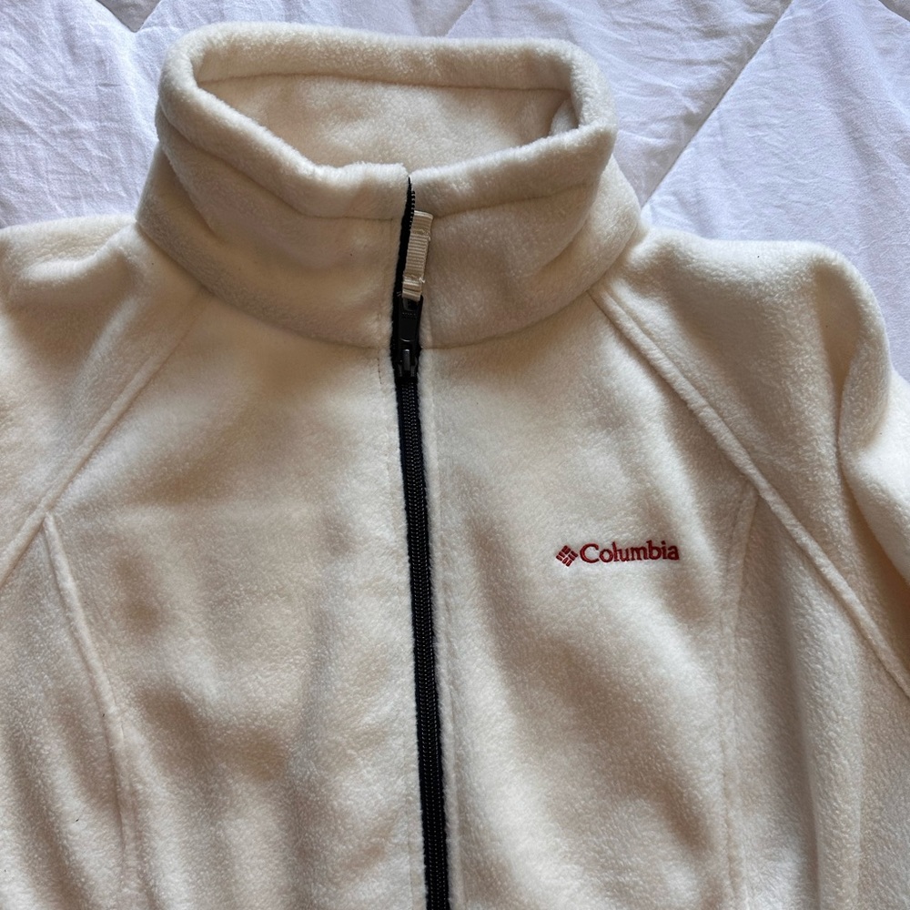 Columbia fleece sweater